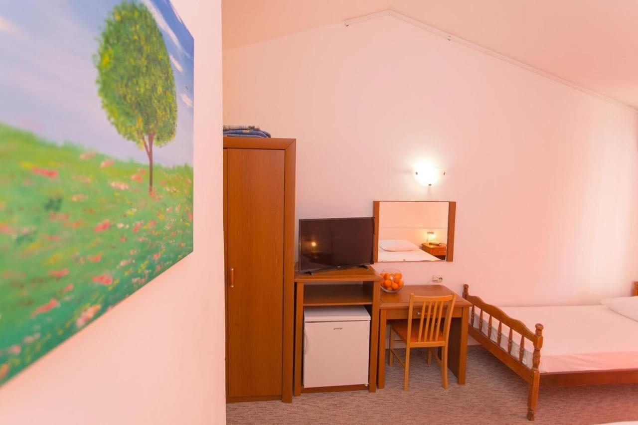 Apartmani Ana Mlini Buitenkant foto