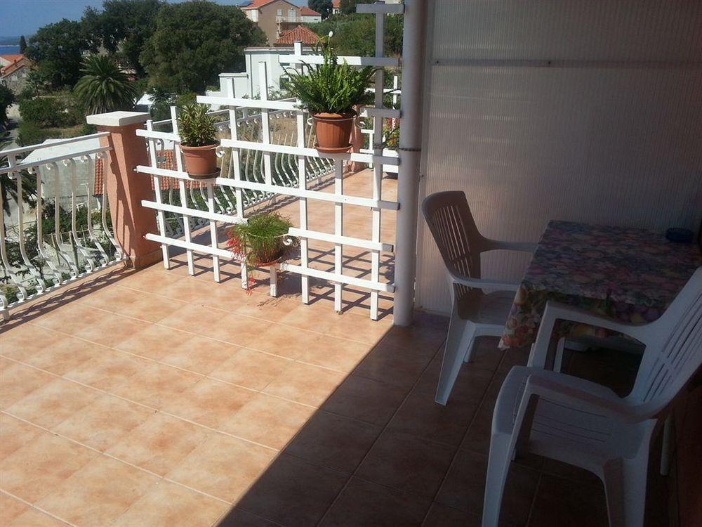 Apartmani Ana Mlini Buitenkant foto